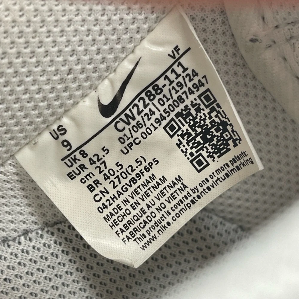 Nike Air Force 1 '07 Low CW2288-111 Men's Size 9 Shoes‎ Triple White Sneakers